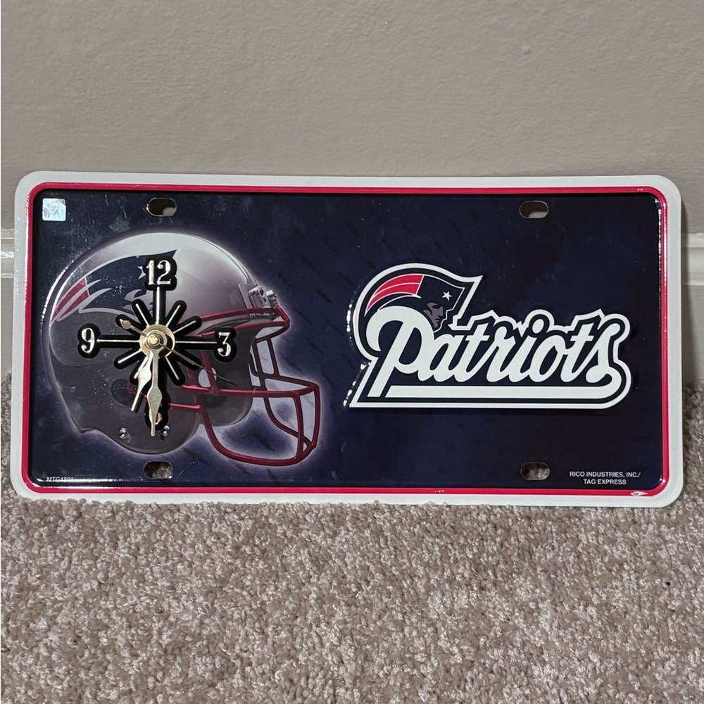 New England Patriots license plate clock